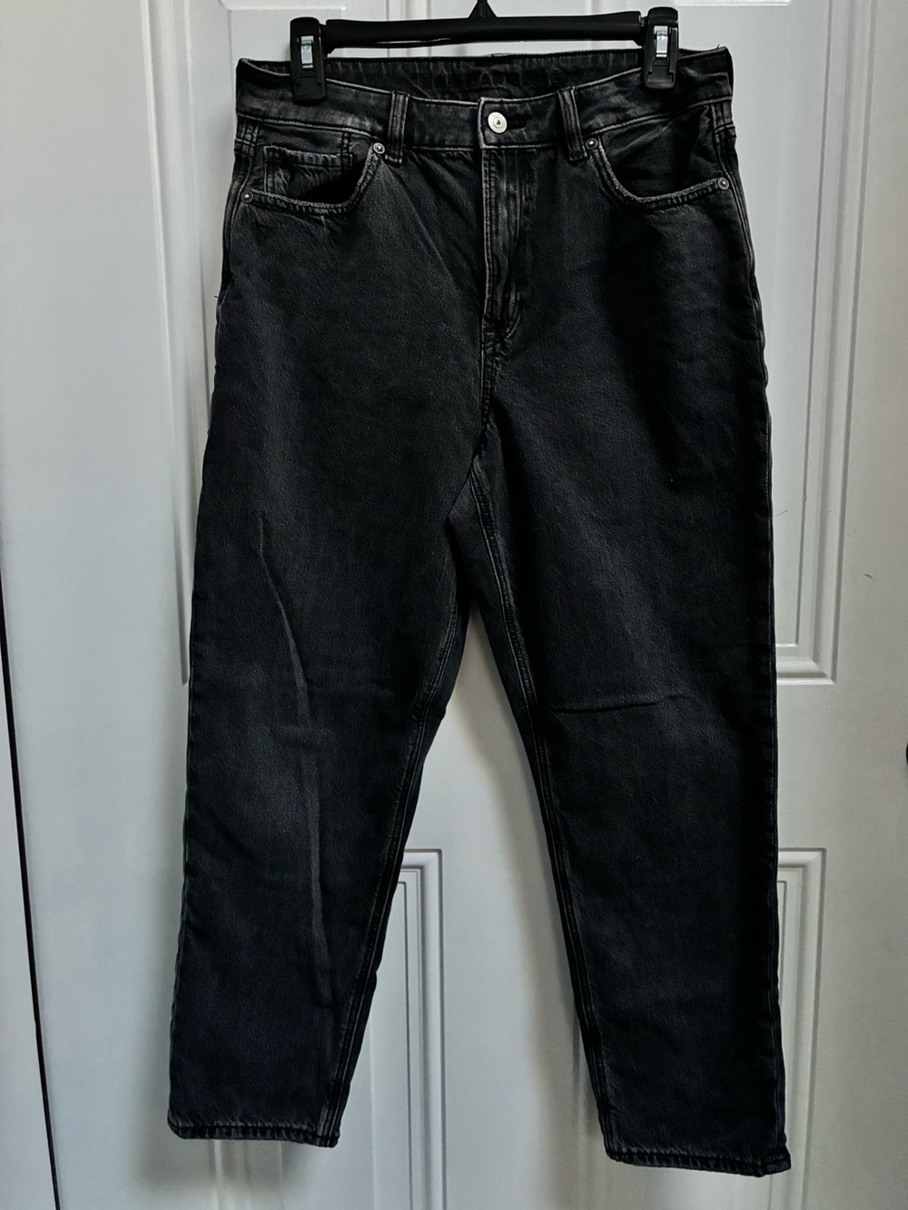 AE Mom Jean